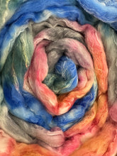 Load image into Gallery viewer, January 2025 Goddess Unclub Chinese Hsi Wang Mu Fiber