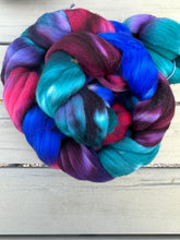 Load image into Gallery viewer, Rambouillet 4 Ounce Spinning Fiber Top