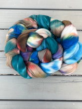 Load image into Gallery viewer, Rambouillet 4 Ounce Spinning Fiber Top