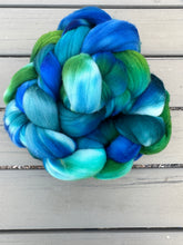 Load image into Gallery viewer, Rambouillet 4 Ounce Spinning Fiber Top