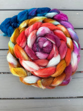 Load image into Gallery viewer, BFL/Silk Gradient 8 Ounce Braids Spinning Fiber