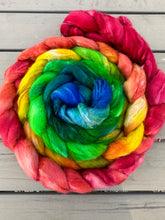 Load image into Gallery viewer, BFL/Silk Gradient 8 Ounce Braids Spinning Fiber