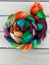 Load image into Gallery viewer, Alpaca/Merino/Camel/Silk Top 4 Ounce BraidsHand Dyed Spinning Fiber