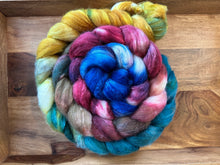 Load image into Gallery viewer, BFL/Silk Gradient 8 Ounce Braids Spinning Fiber