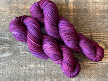 Load image into Gallery viewer, Seasons DK Huckleberry Tonal