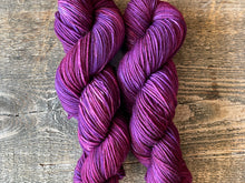 Load image into Gallery viewer, Seasons DK Huckleberry Tonal