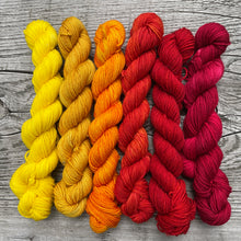Load image into Gallery viewer, Mini Skeins Set Heatwave Gradient