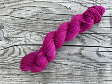 Load image into Gallery viewer, Mini Skeins Set Summer Berries Gradient