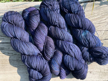 Load image into Gallery viewer, Mountain Sock Tonal Colors