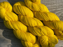 Load image into Gallery viewer, Mountain Sock Tonal Colors