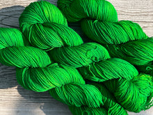 Load image into Gallery viewer, Mountain Sock Tonal Colors