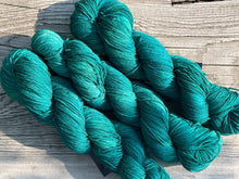 Load image into Gallery viewer, Mountain Sock Tonal Colors