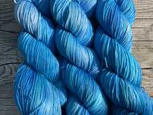 Load image into Gallery viewer, Mountain Sock Tonal Colors