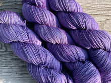 Load image into Gallery viewer, Mountain Sock Tonal Colors