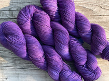 Load image into Gallery viewer, Mountain Sock Tonal Colors