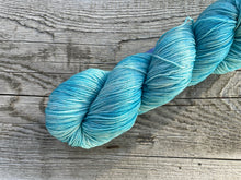 Load image into Gallery viewer, Mountain Sock Five Skein Gradient Yarn Kit Singing the Blues