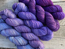 Load image into Gallery viewer, Mountain Sock Five Skein Gradient Yarn Kit Purple Majesty