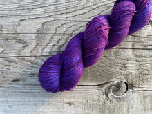 Load image into Gallery viewer, Mountain Sock Five Skein Gradient Yarn Kit Purple Majesty
