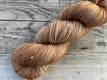 Load image into Gallery viewer, Mountain Sock Five Skein Gradient Yarn Kit Stone and Earth