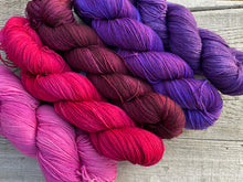 Load image into Gallery viewer, Mountain Sock Five Skein Gradient Yarn Kit Juicy Berries