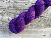 Load image into Gallery viewer, Mountain Sock Five Skein Gradient Yarn Kit Juicy Berries