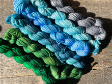 Load image into Gallery viewer, Mini Skeins Set Yosemite Valley Gradient Yosemite National Park