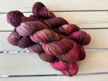 Load image into Gallery viewer, Denali Fingering Yarn Red, Red Wine Variegated