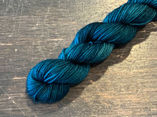 Load image into Gallery viewer, Mini Skeins Set Ice Cool Gradient