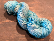 Load image into Gallery viewer, Seasons DK Frosty Morning Tonal